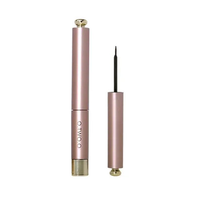 Seidenschwarzer Eyeliner
